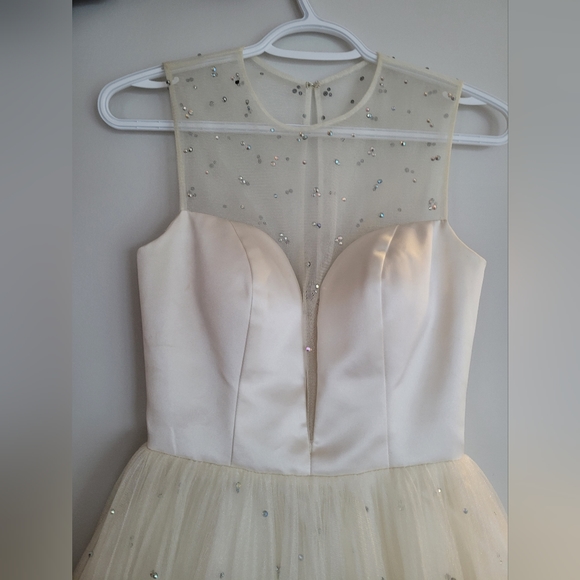 Sherri Hill Ivory Plunging Neckline Mini Dress - wedding reception or prom! - Picture 5 of 10